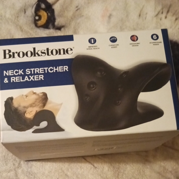 Brookstone Black Neck Support Device - Picture 1 of 2
